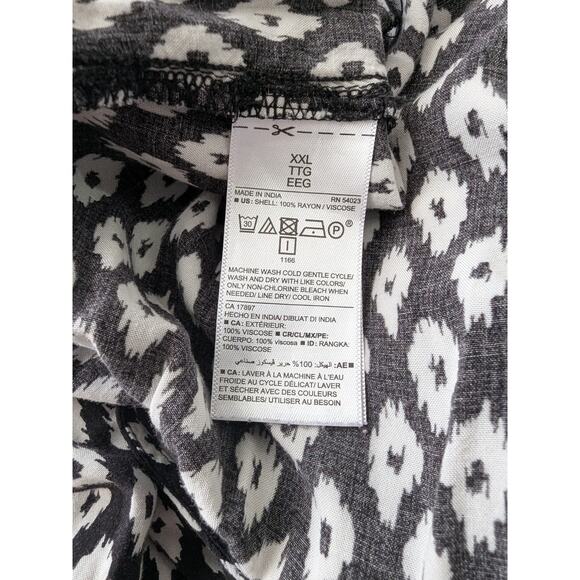 Old Navy‎ Womens Black White Ikat Print Romper Size XXL Pockets Sleeveless Light - Picture 6 of 8